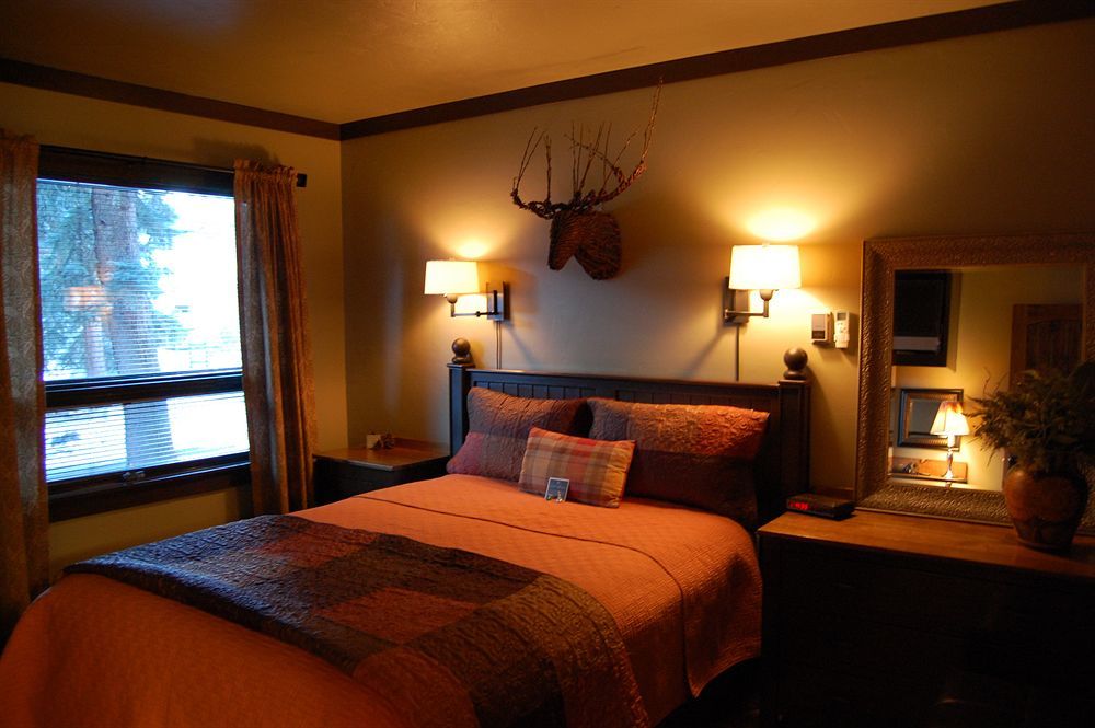 Highland Haven Creekside Inn Evergreen Exteriér fotografie