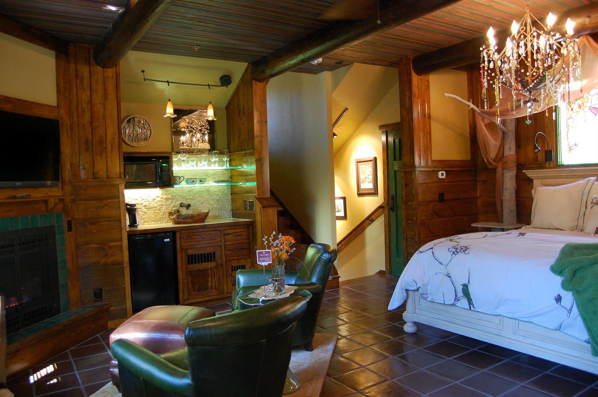 Highland Haven Creekside Inn Evergreen Exteriér fotografie