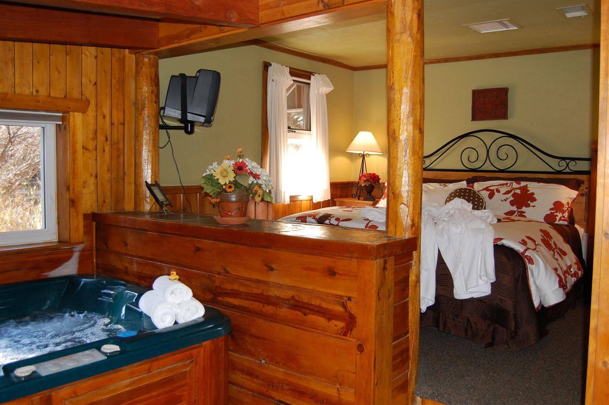 Highland Haven Creekside Inn Evergreen Exteriér fotografie